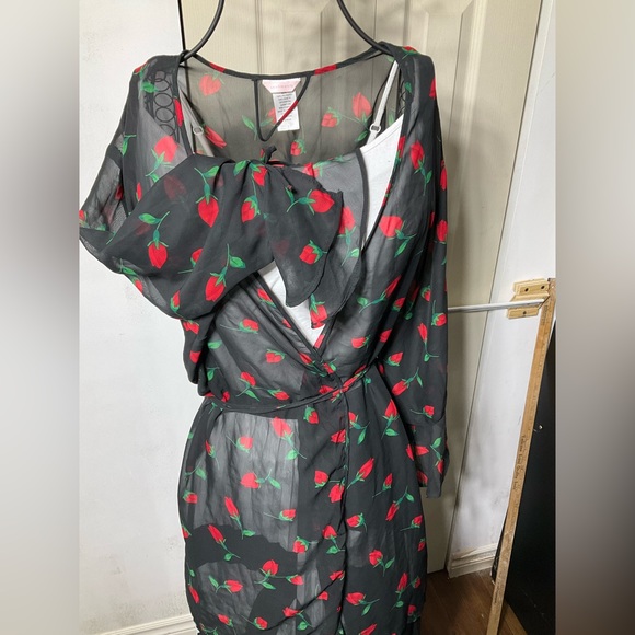 Plus Size Nighty Cover/Robe - Picture 3 of 7